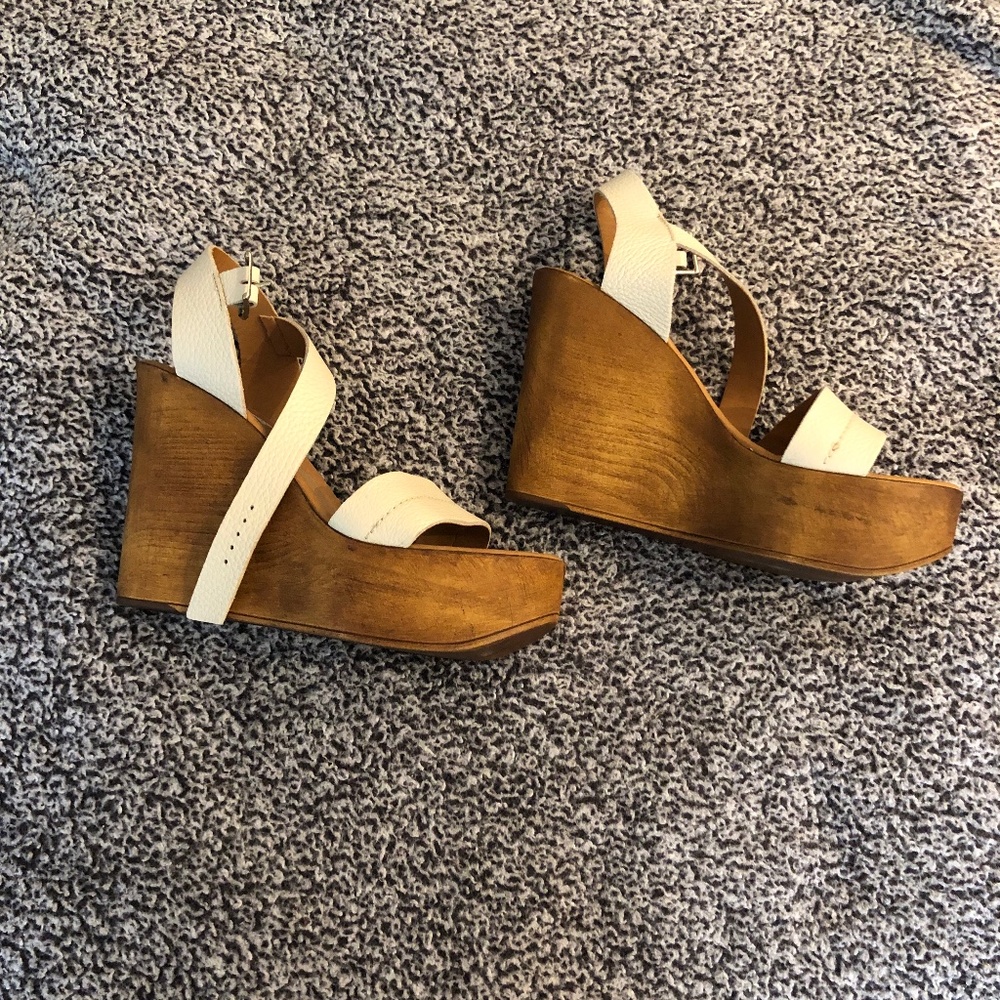 Steve Madden Wedge Sandals With White Leather Str… - image 1